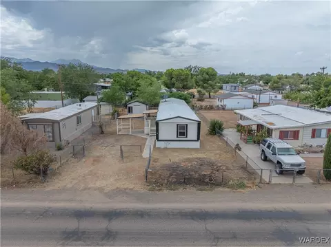 3660 E Thompson Ave, Kingman, AZ 86409 photo 2