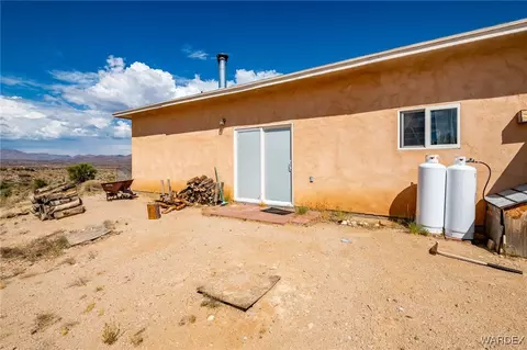 Exterior - 11805 E Cholla Tree Ln, Kingman, AZ 86401 photo 14 of 22