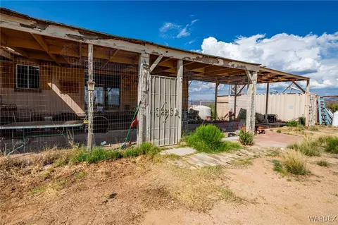 Exterior - 11805 E Cholla Tree Ln, Kingman, AZ 86401 photo 20 of 22