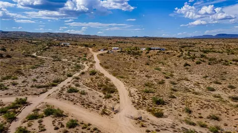 View/Area - 11805 E Cholla Tree Ln, Kingman, AZ 86401 photo 2 of 6
