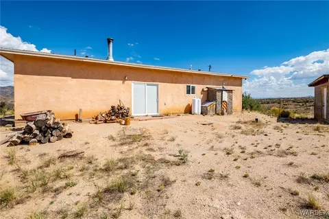 Exterior - 11805 E Cholla Tree Ln, Kingman, AZ 86401 photo 12 of 22