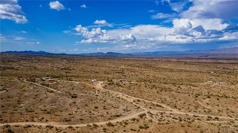 View/Area - 11805 E Cholla Tree Ln, Kingman, AZ 86401 photo 5 of 6