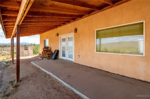Exterior - 11805 E Cholla Tree Ln, Kingman, AZ 86401 photo 9 of 22