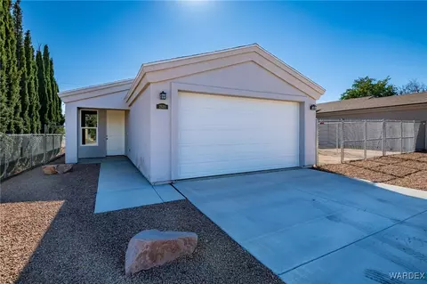 2520 E Potter Ave, Kingman, AZ 86409