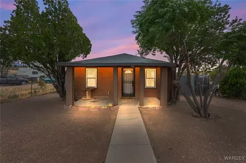 Kingman Commercial Historic District, Kingman Homes with Porch For Sale