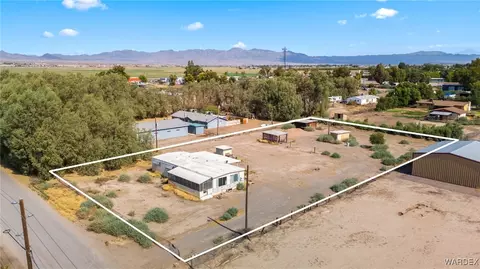 1615 E Valley Dr, Mohave Valley, AZ 86440