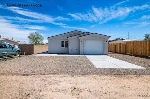 4583 N Van Nuys Rd, Kingman, AZ 86409