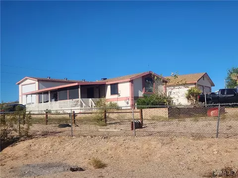 850 E Spencer Dr, Meadview, AZ 86444