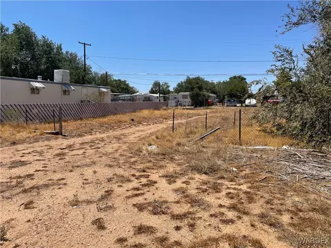 3992 E Hearne Ave, Kingman, AZ 86409