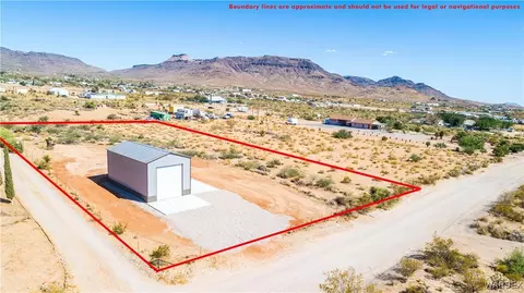 3356 N Bouse Rd, Golden Valley, AZ 86413