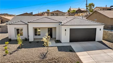 3886 Jamboy Way, Bullhead City, AZ 86442