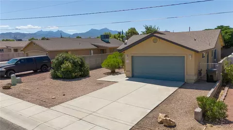 2644 Phoenix Ave, Kingman, AZ 86401
