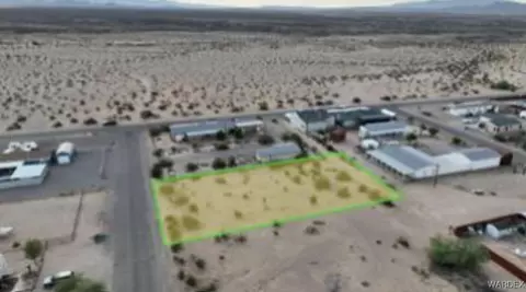 5476 Maricopa Dr, Topock, AZ 86436