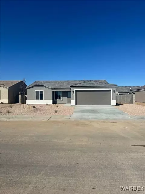 3423 E Double O Dr, Kingman, AZ 86409