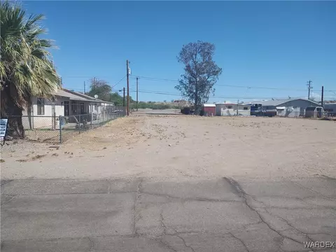 1011 Rosebud Dr, Bullhead City, AZ 86442