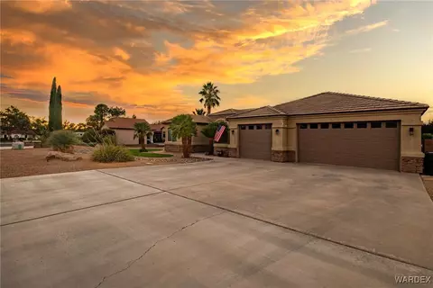 2581 Yavapai Cir, Kingman, AZ 86401
