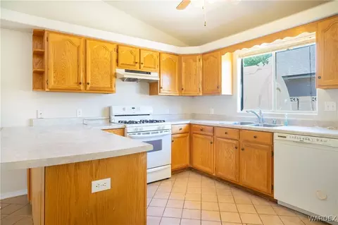 3757 E Packard Ave, Kingman, AZ 86409 photo 11
