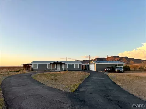 3393 W Mcconnico Rd, Golden Valley, AZ 86413