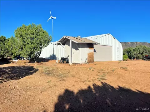Exterior - 14941 E Painted Hills Cir, Hackberry, AZ 86411 photo 10 of 13
