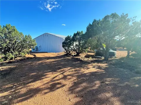 Exterior - 14941 E Painted Hills Cir, Hackberry, AZ 86411 photo 7 of 13