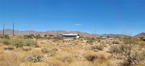 4286 S Us Highway 68, Golden Valley, AZ 86413