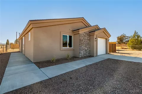3120 E Devlin Ave, Kingman, AZ 86409