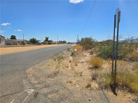 lot026 W Crystal Dr, Golden Valley, AZ 86413