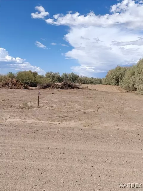 000 Pecan Ln, Mohave Valley, AZ 86440