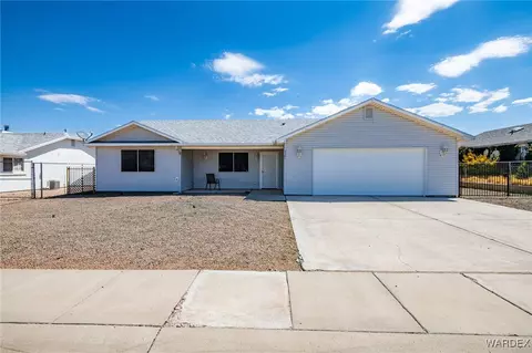 3328 N Apache St, Kingman, AZ 86401 photo 1