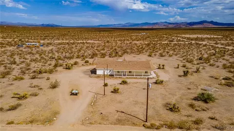 4055 W Ramon Dr, Golden Valley, AZ 86413
