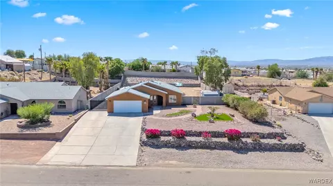 2419 E Arapaho Rd, Fort Mohave, AZ 86426