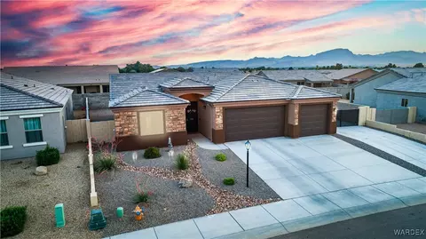 4817 E Lazy River Rd, Kingman, AZ 86401