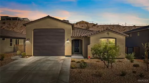 3303 Secret Pass Canyon Dr, Bullhead City, AZ 86429