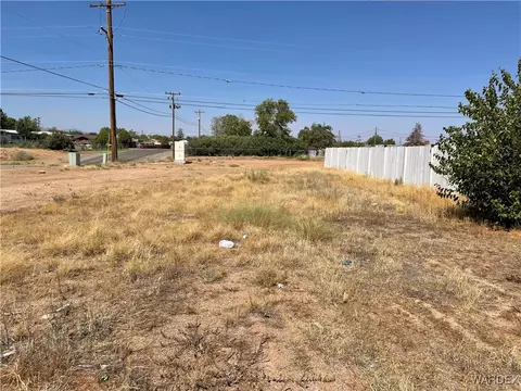2605 E John L Ave, Kingman, AZ 86409
