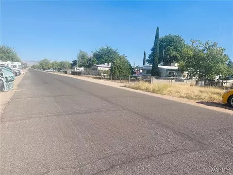 3824 E Devlin Ave, Kingman, AZ 86409 photo 3