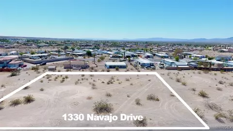 1330 Navajo Dr, Bullhead City, AZ 86442