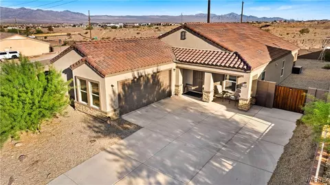 2541 E Halycone Dr, Mohave Valley, AZ 86440