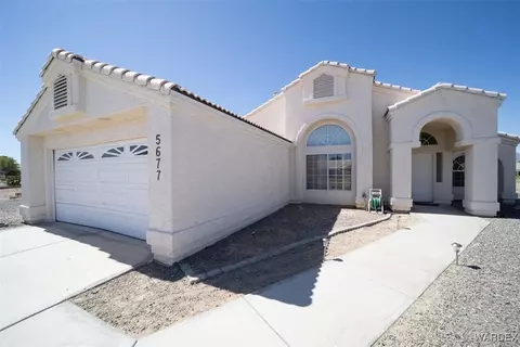 5677 S Desert Lakes Dr, Fort Mohave, AZ 86426