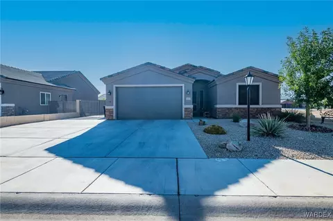 4847 E Lazy River Rd, Kingman, AZ 86401 photo 3