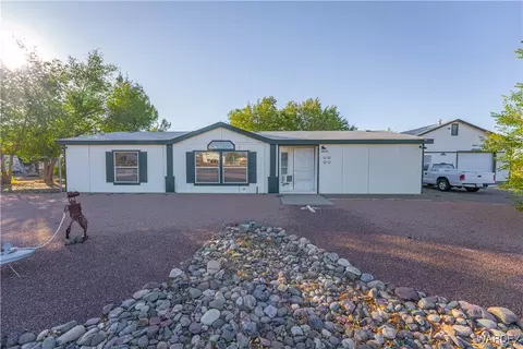 4475 N David Dr, Kingman, AZ 86409