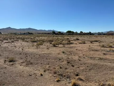 7314 Winchester Dr, Kingman, AZ 86401