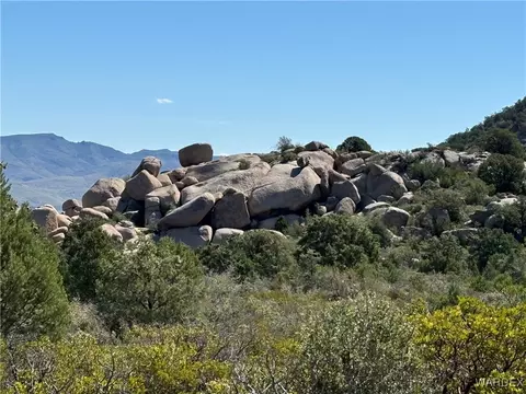 000 Mcgee Pass #2, Wikieup, AZ 85360