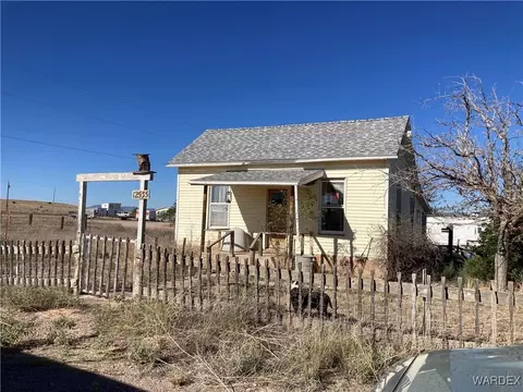 12535 N Yucca St, Valentine, AZ 86437