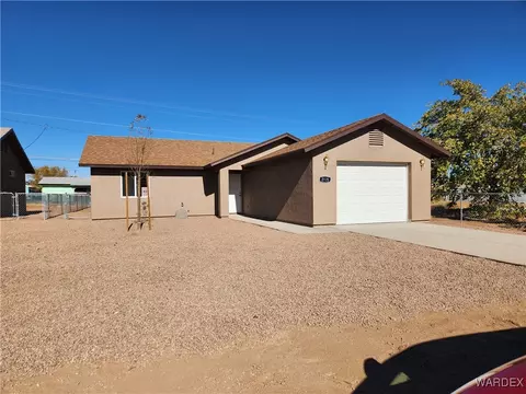 2135 E Packard Ave, Kingman, AZ 86409 photo 2