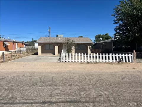 3097 E Leroy Ave, Kingman, AZ 86409