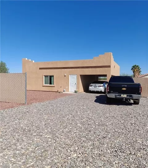 9796 S Phoenix Dr, Mohave Valley, AZ 86440
