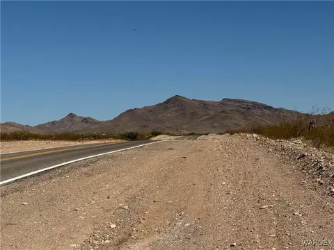 0000 N Estrella Rd, Golden Valley, AZ 86413