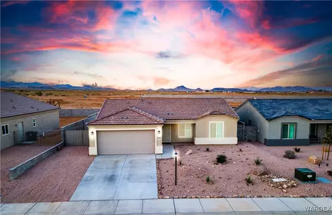2687 E Colina Vis, Kingman, AZ 86409