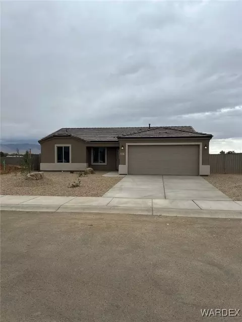 3414 E Double O Dr, Kingman, AZ 86409