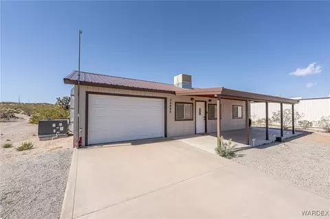30465 N Haystack Dr, Meadview, AZ 86444